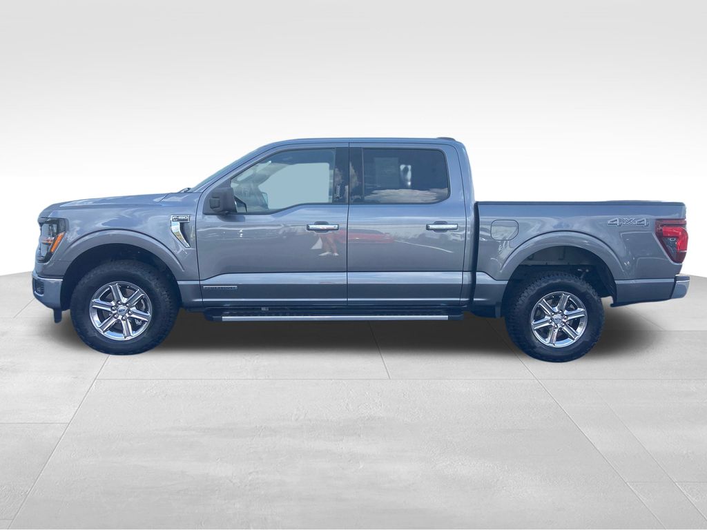 2024 Ford F-150 XLT photo 2