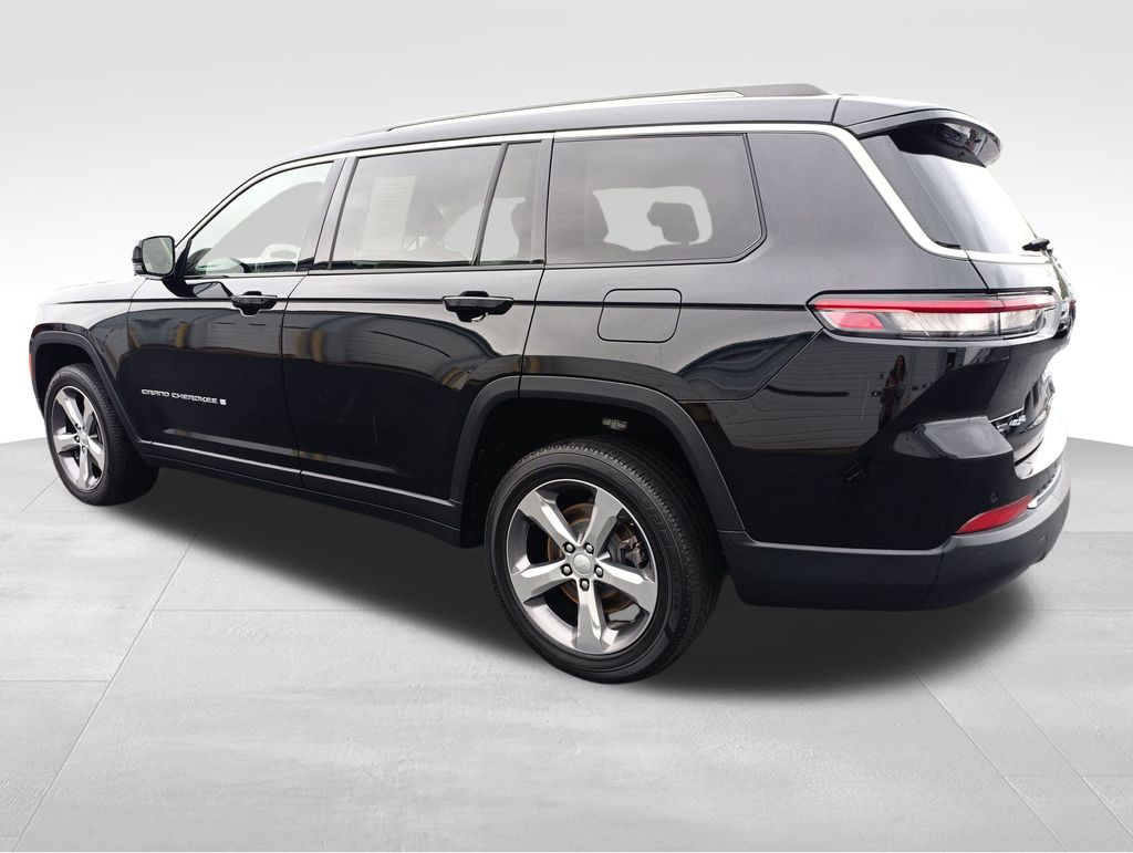2022 Jeep Grand Cherokee Limited photo 2
