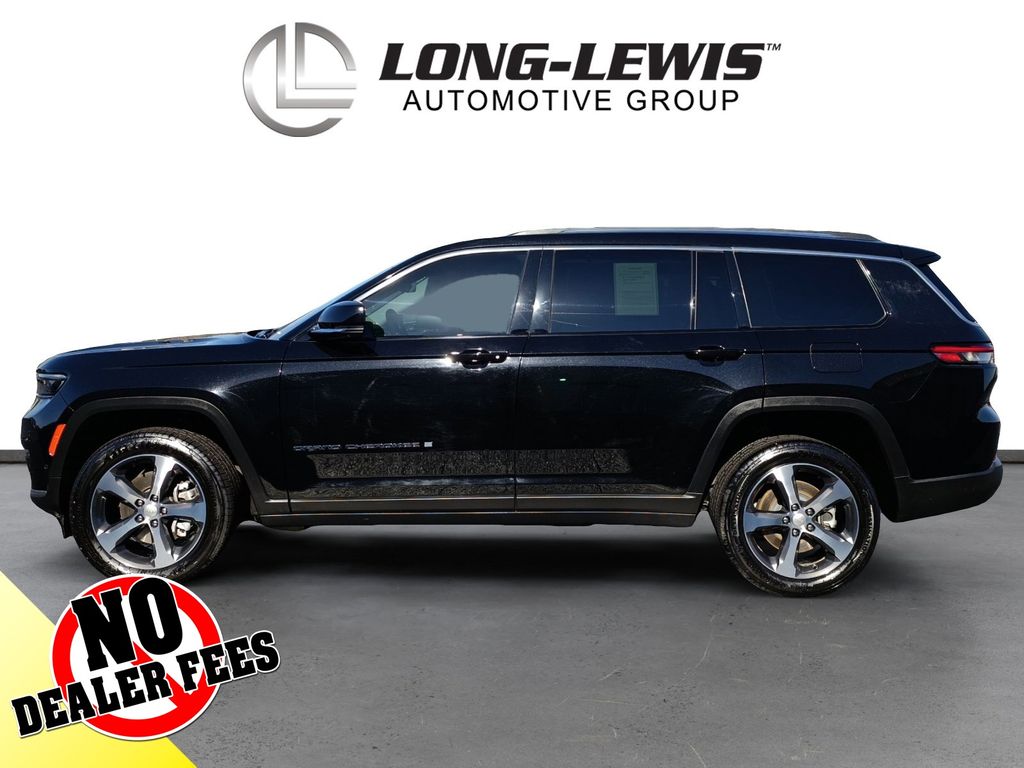 2023 Jeep Grand Cherokee Limited photo 2