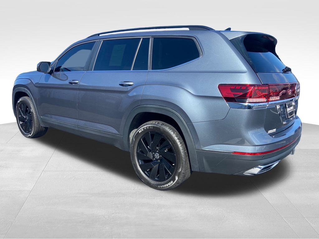2024 Volkswagen Atlas SE Technology photo 3