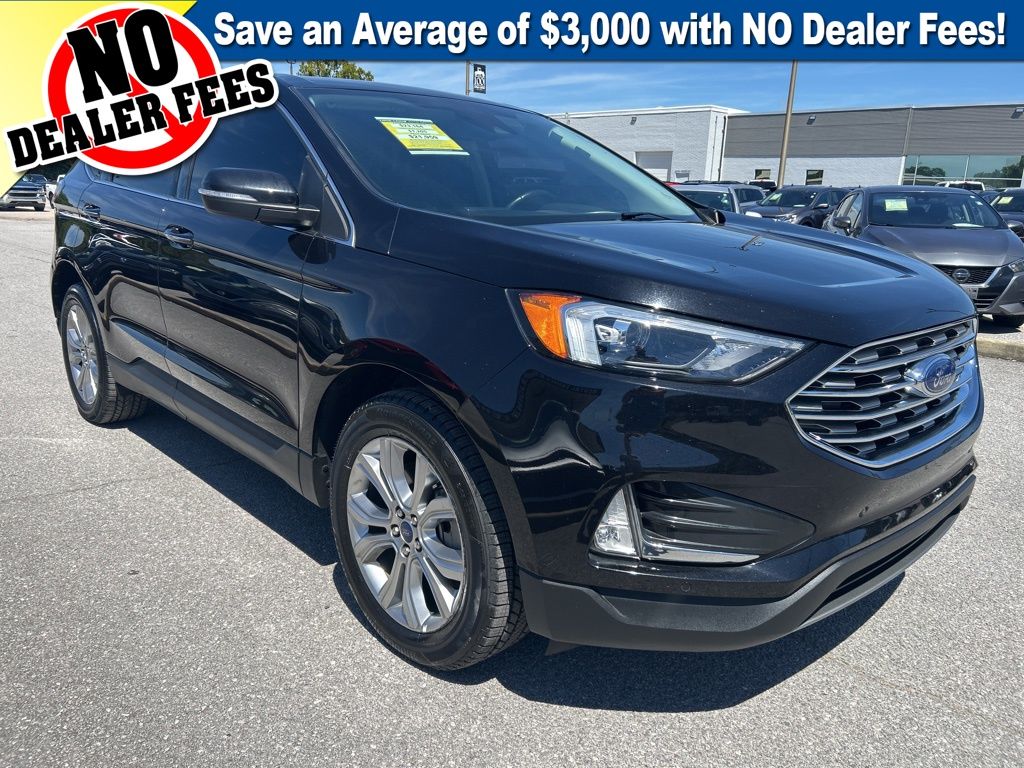 2022 Ford Edge Titanium photo 3