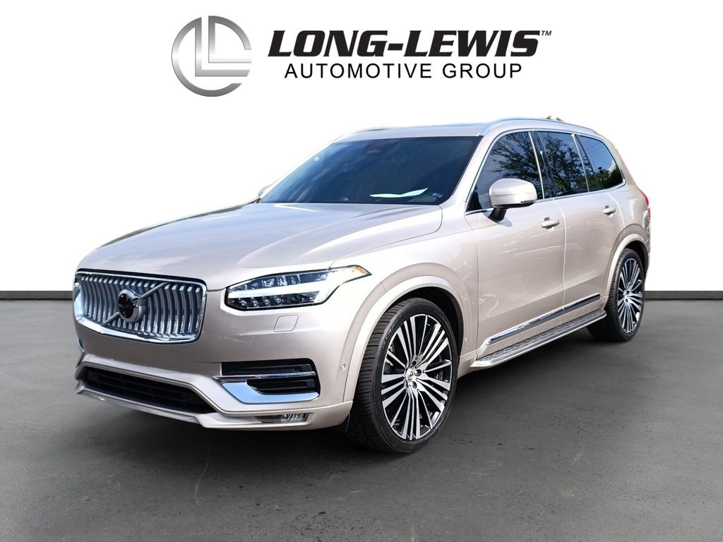 2025 Volvo XC90 B6 Ultra Bright 7-Seater 4WD's photo