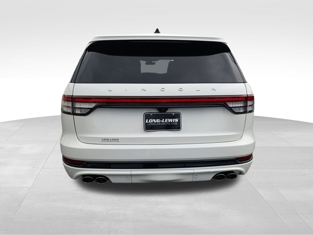2025 Lincoln Aviator Reserve photo 2