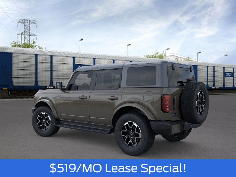 2025 Ford Bronco Outer Banks photo 4