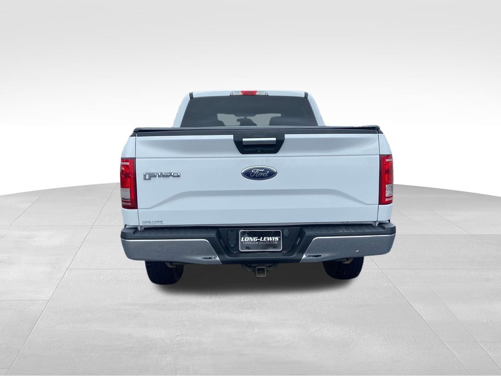 2017 Ford F-150 XLT photo 4