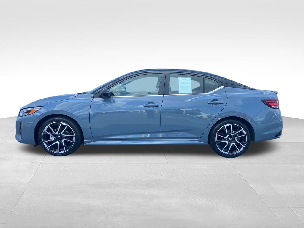 2024 Nissan Sentra SR photo 2