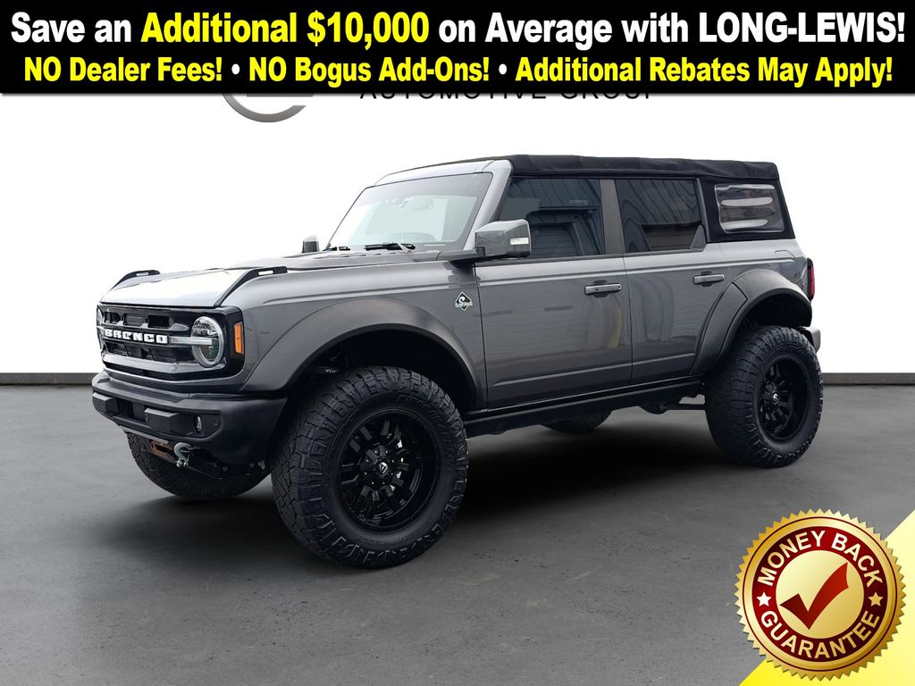 2022 Ford Bronco 4-Door Outer Banks's photo