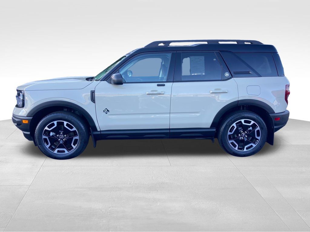 2024 Ford Bronco Sport Outer Banks photo 2