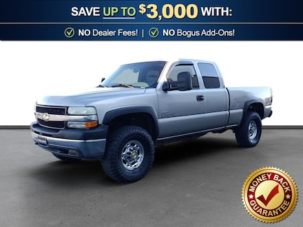 2002 Chevrolet Silverado 2500HD LT Truck