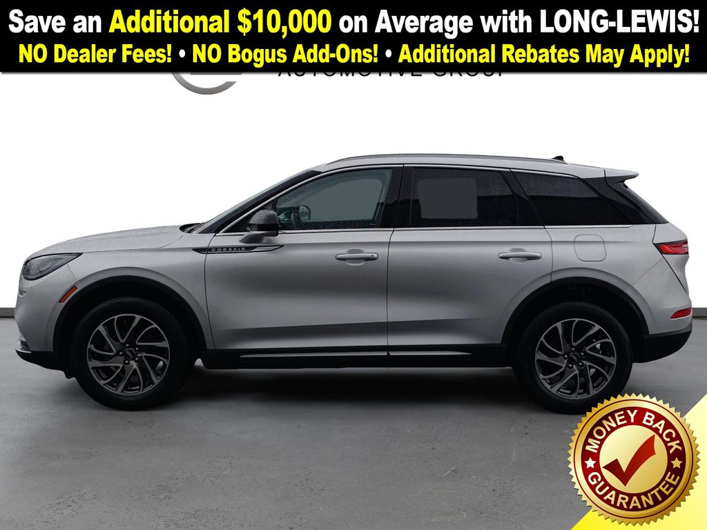 2020 Lincoln Corsair Standard photo 2