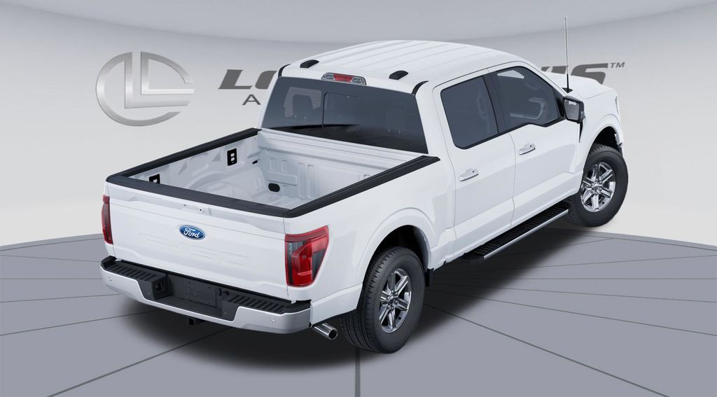 2025 Ford F-150 XLT photo 3