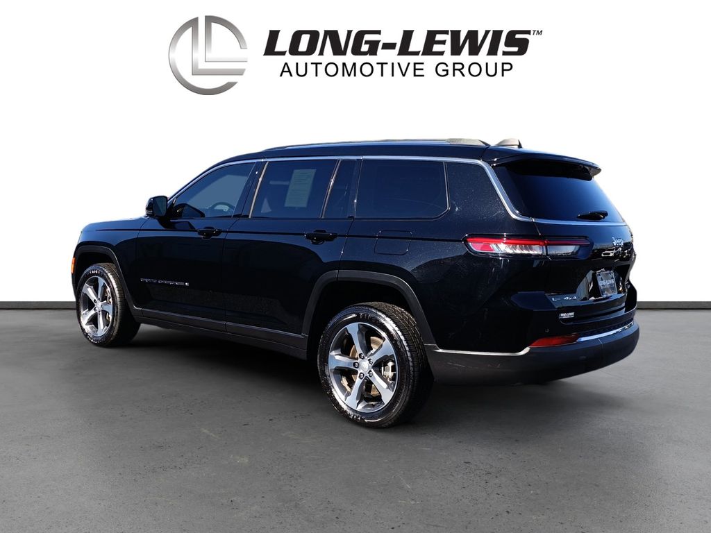 2023 Jeep Grand Cherokee Limited photo 2