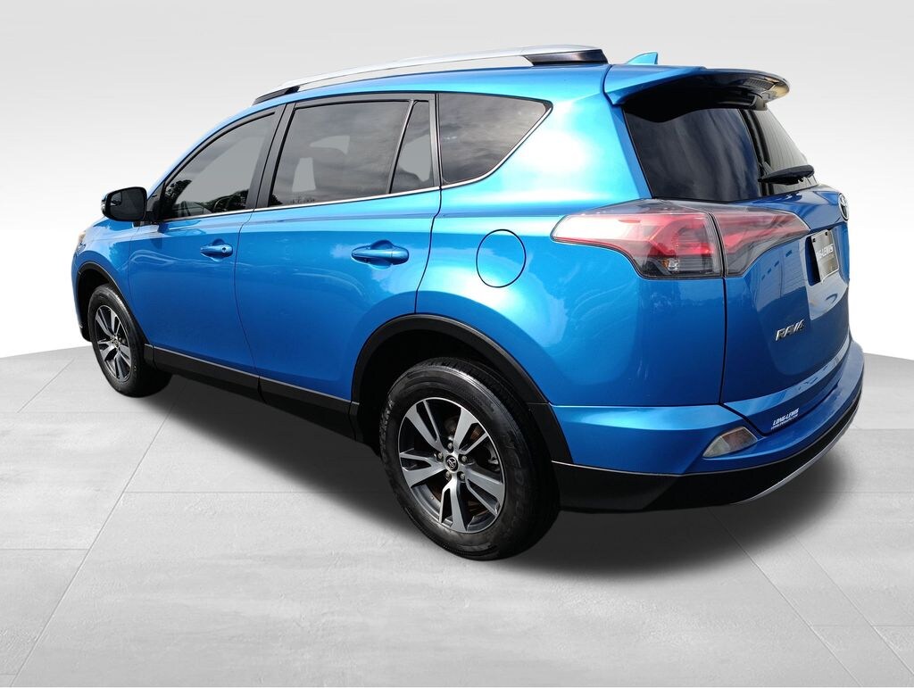 Used 2017 Toyota RAV4 XLE SUV