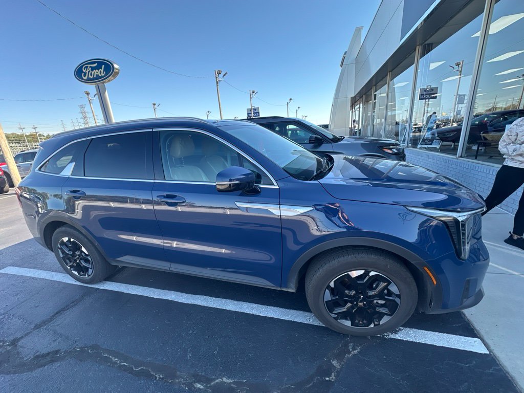 2025 Kia Sorento S