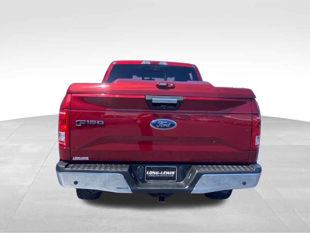 2015 Ford F-150 XLT photo 4