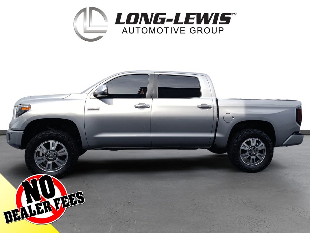 2015 Toyota Tundra Platinum Grade photo 2