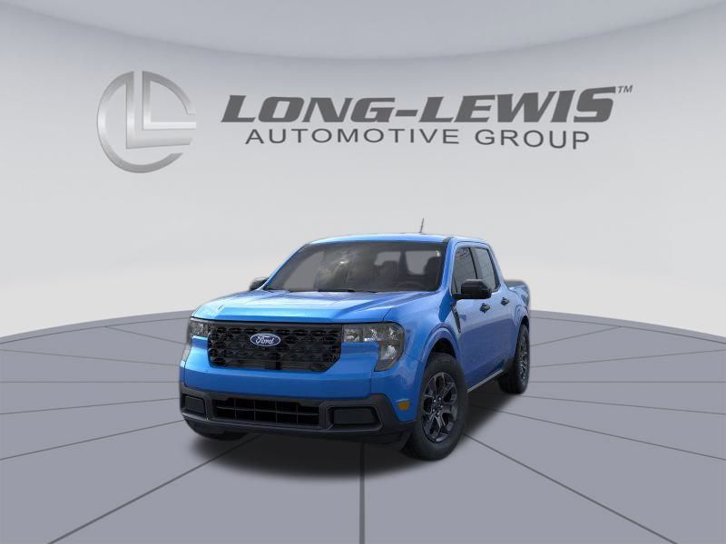 2025 Ford Maverick XLT photo 2