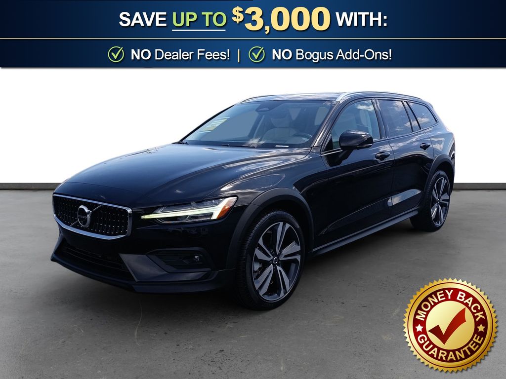 2024 Volvo V60 Cross Country B5 Plus AWD's photo
