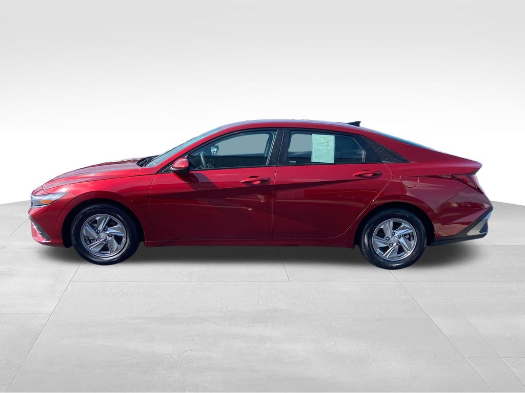 Used 2024 Hyundai Elantra SE with VIN KMHLL4DG4RU636313 for sale in Cullman, AL