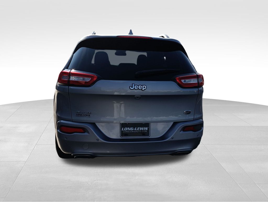 2016 Jeep Cherokee Overland photo 3