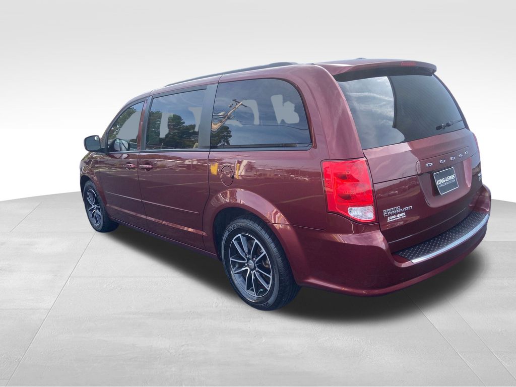 2017 Dodge Grand Caravan GT photo 3
