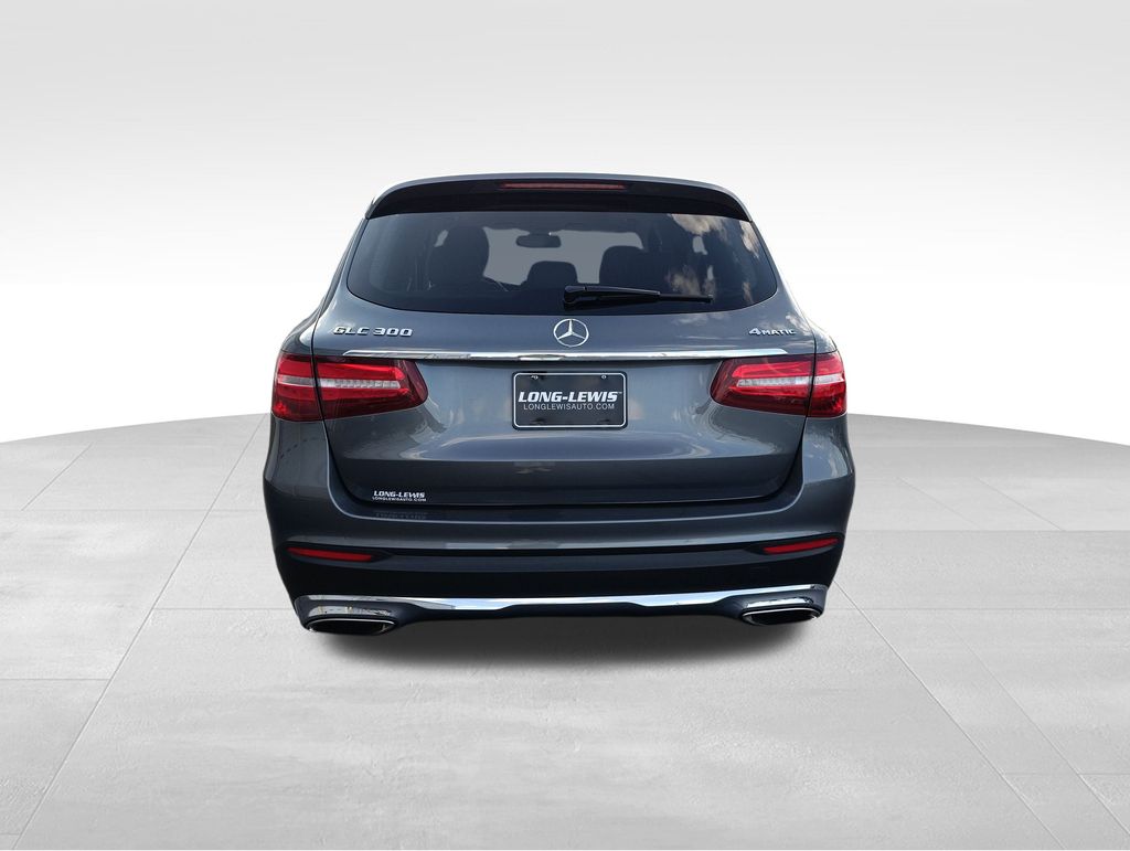 2018 Mercedes Benz GLC 300 photo 4