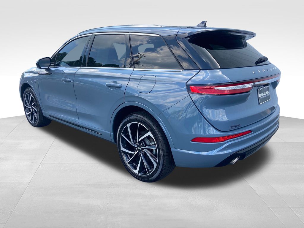 2024 Lincoln Corsair Grand Touring photo 3