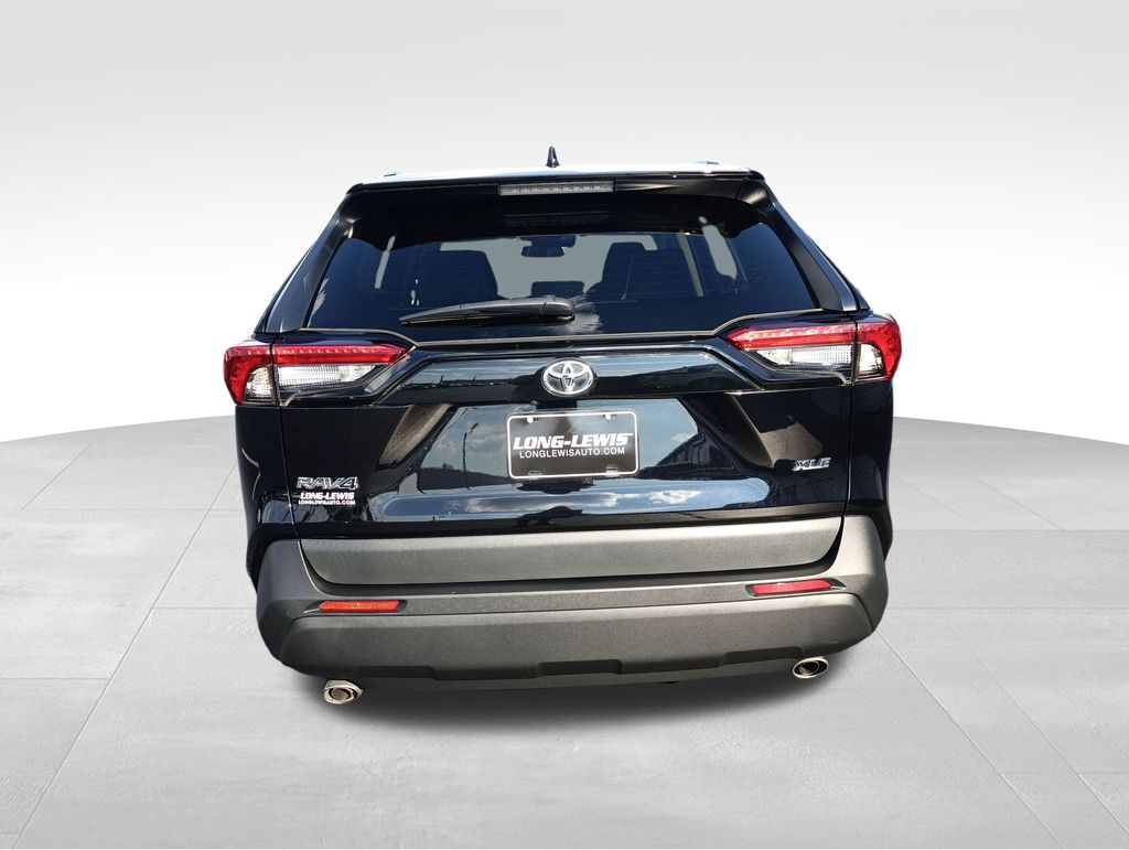 2023 Toyota RAV4 XLE Premium photo 4
