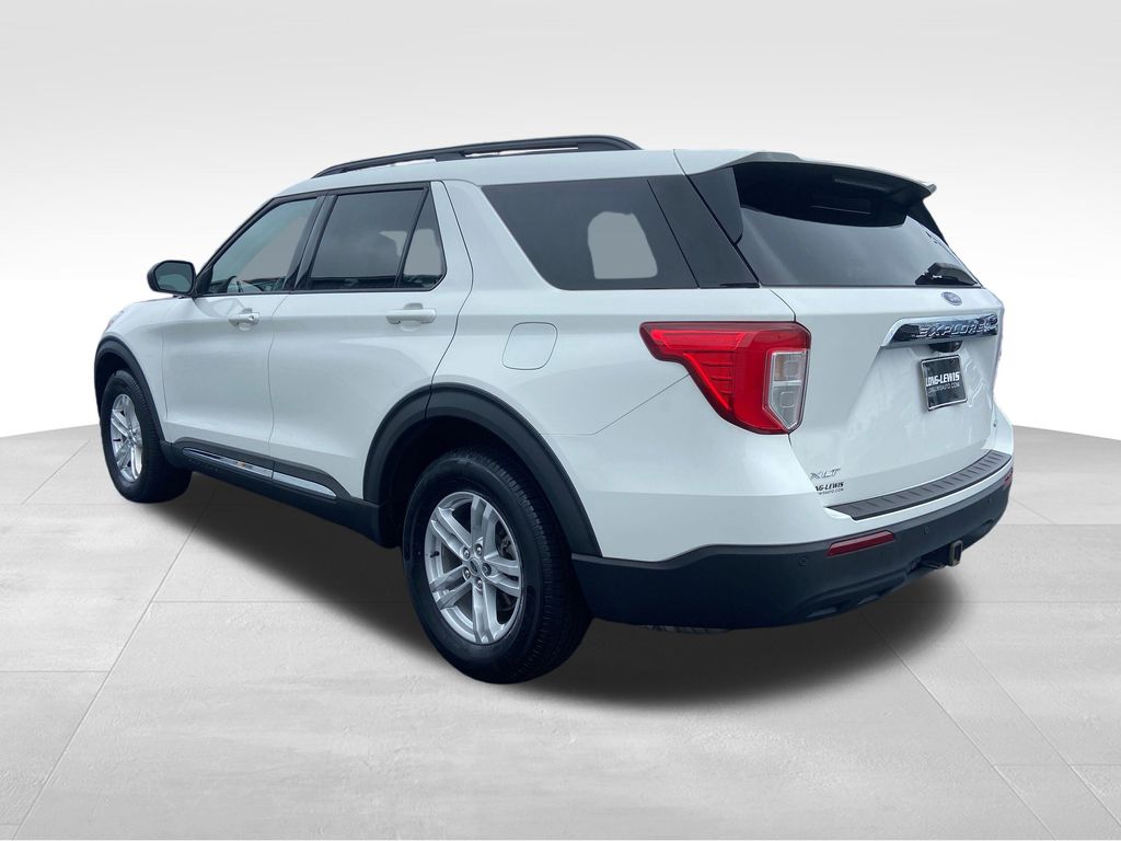2020 Ford Explorer XLT photo 2