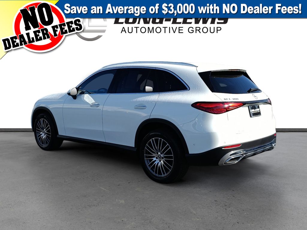 2026 Mercedes Benz GLC 300 4MATIC photo 3