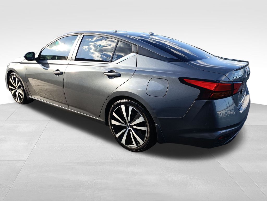 2020 Nissan Altima 2.5 SR photo 3