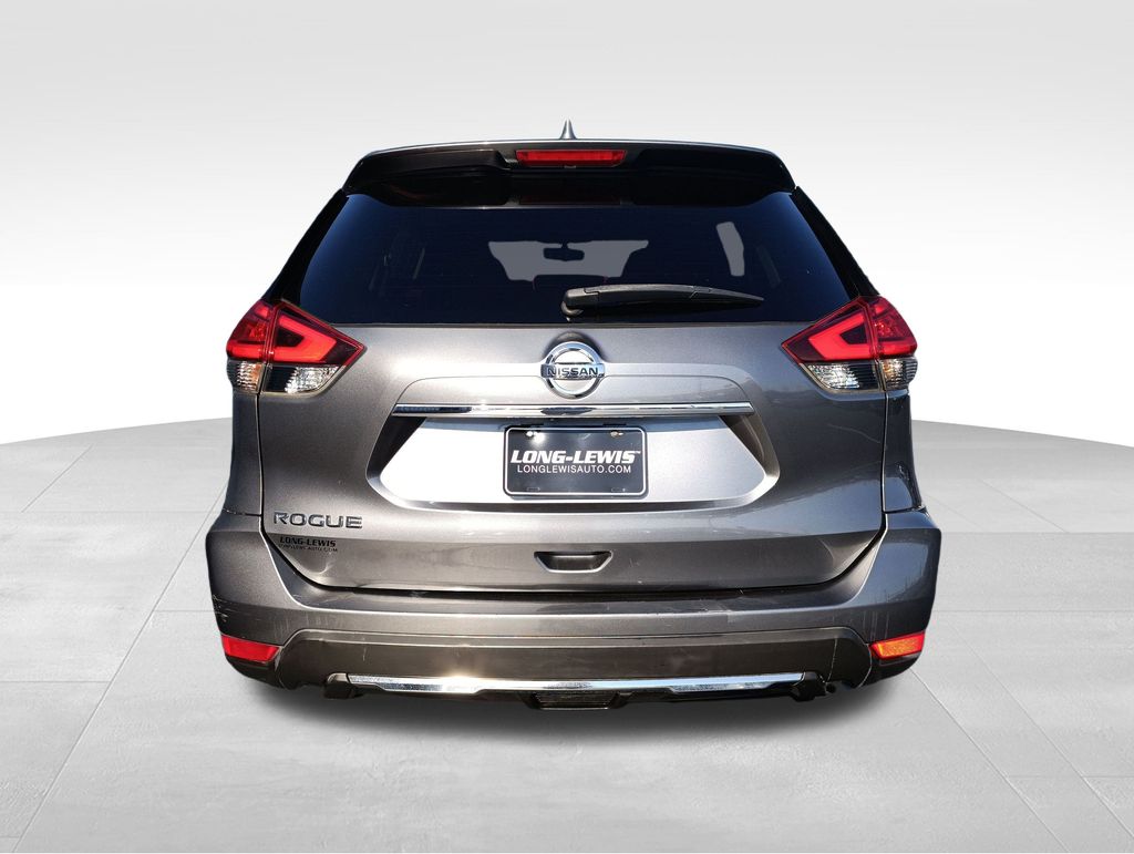 2017 Nissan Rogue S photo 4