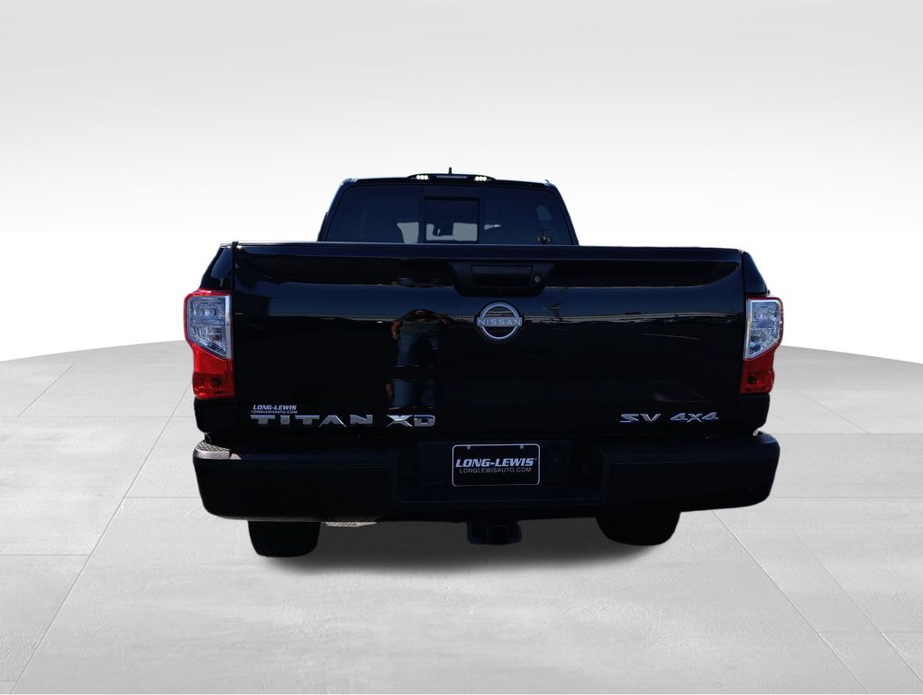 2024 Nissan Titan SV photo 4