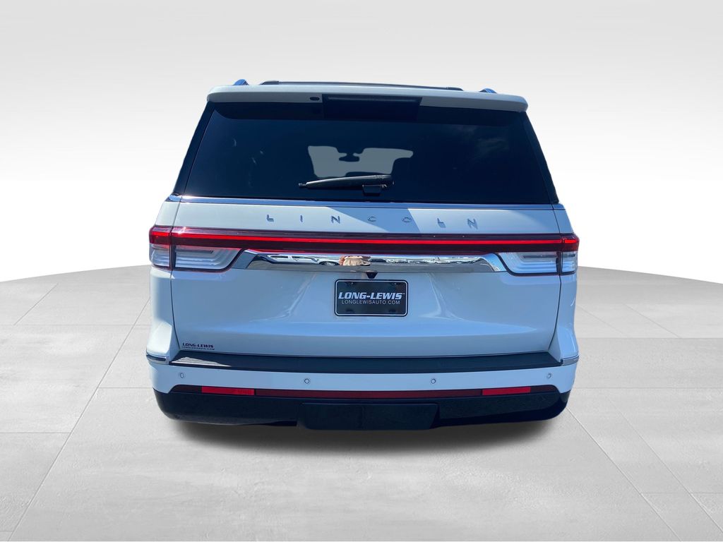 2024 Lincoln Navigator L Reserve photo 4