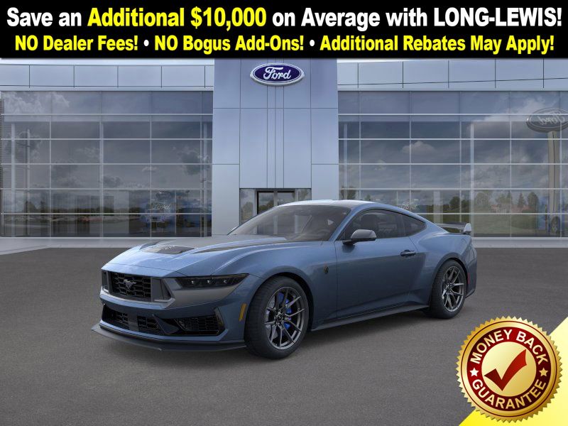 2025 Ford Mustang Dark Horse's photo