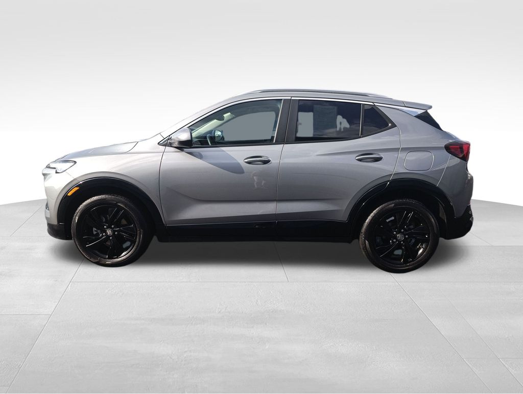 2024 Buick Encore GX Sport Touring photo 2