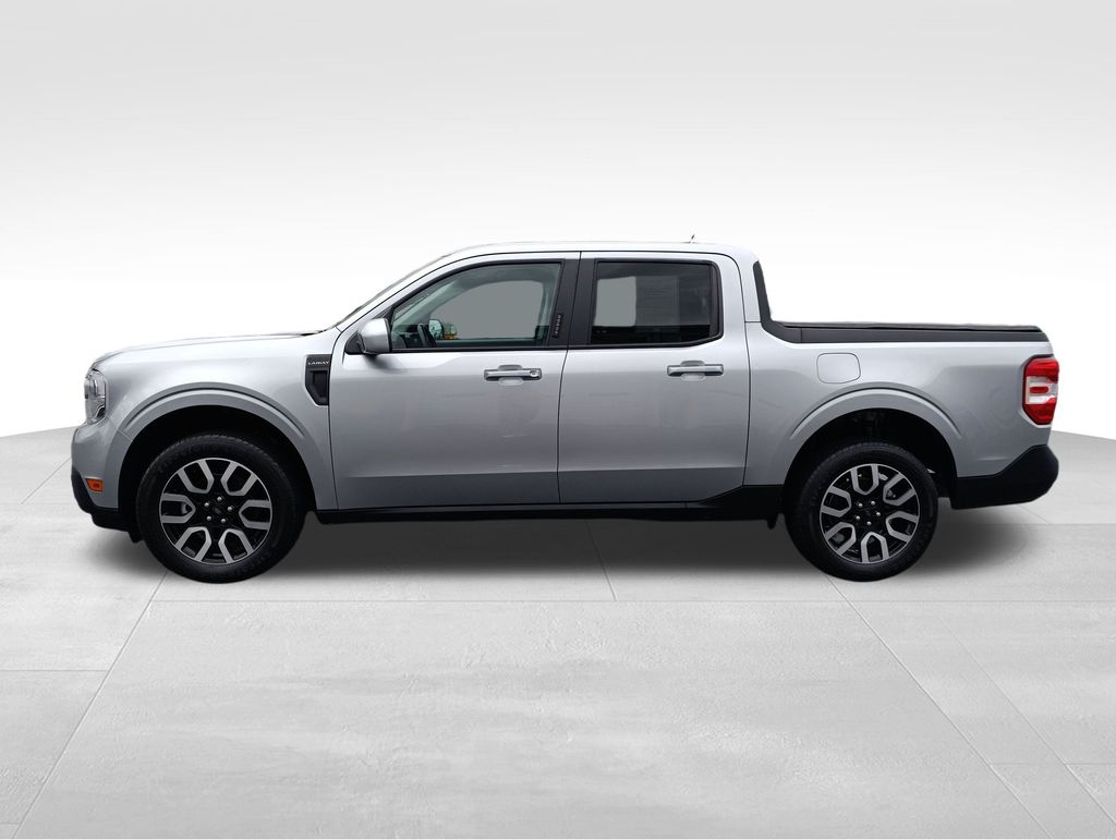 2022 Ford Maverick Lariat photo 2