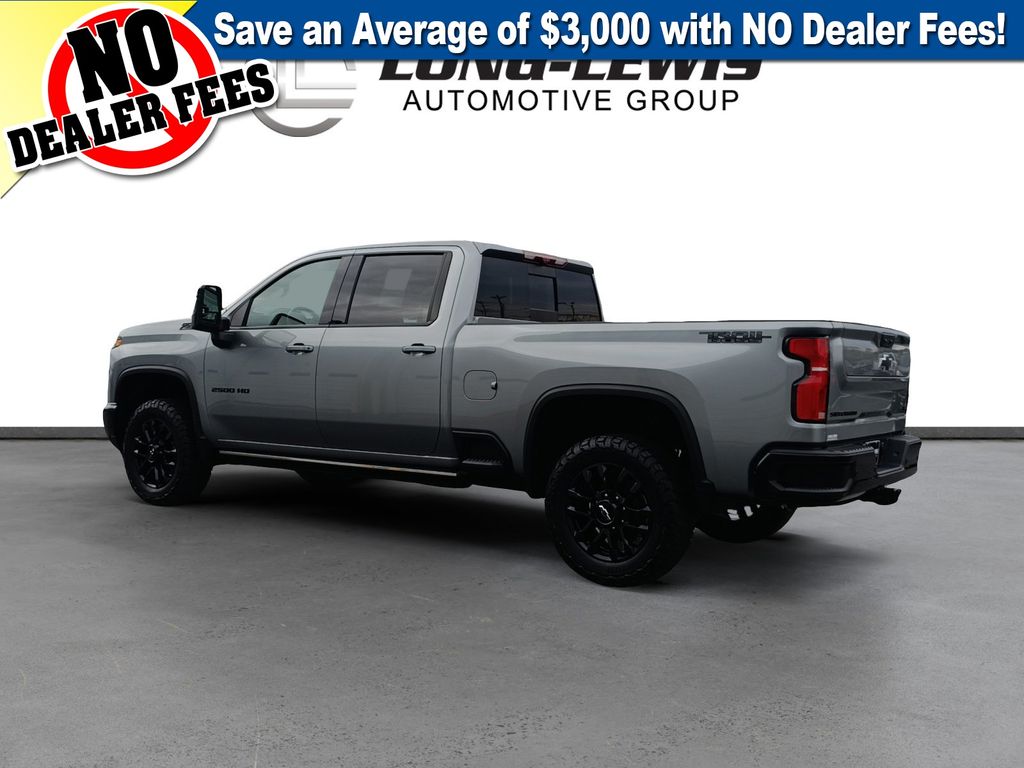 2025 Chevrolet Silverado 2500HD LTZ photo 3