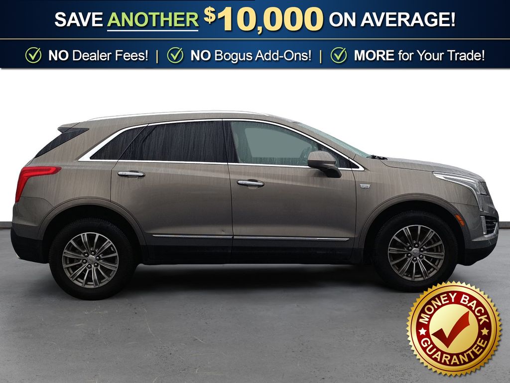 2018 Cadillac XT5 Luxury photo 2