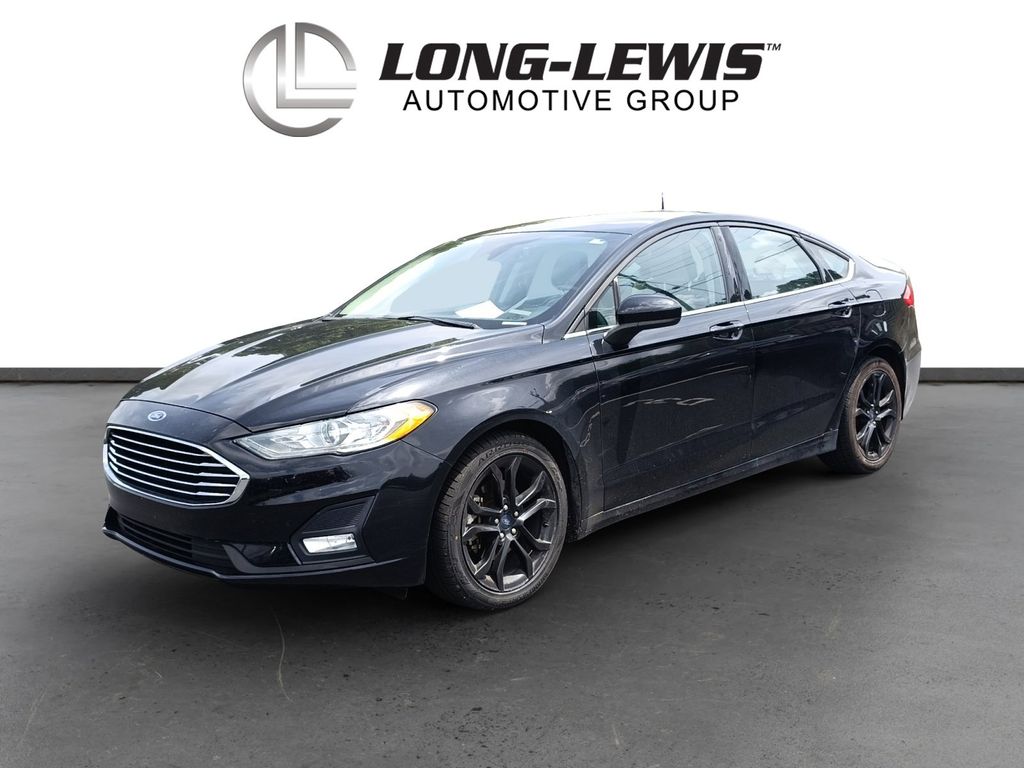2019 Ford Fusion SE FWD's photo