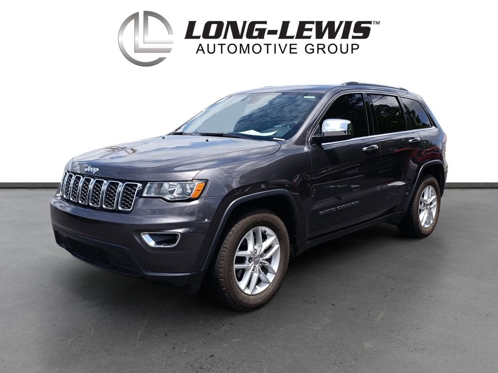 2017 Jeep Grand Cherokee Laredo E 4WD's photo