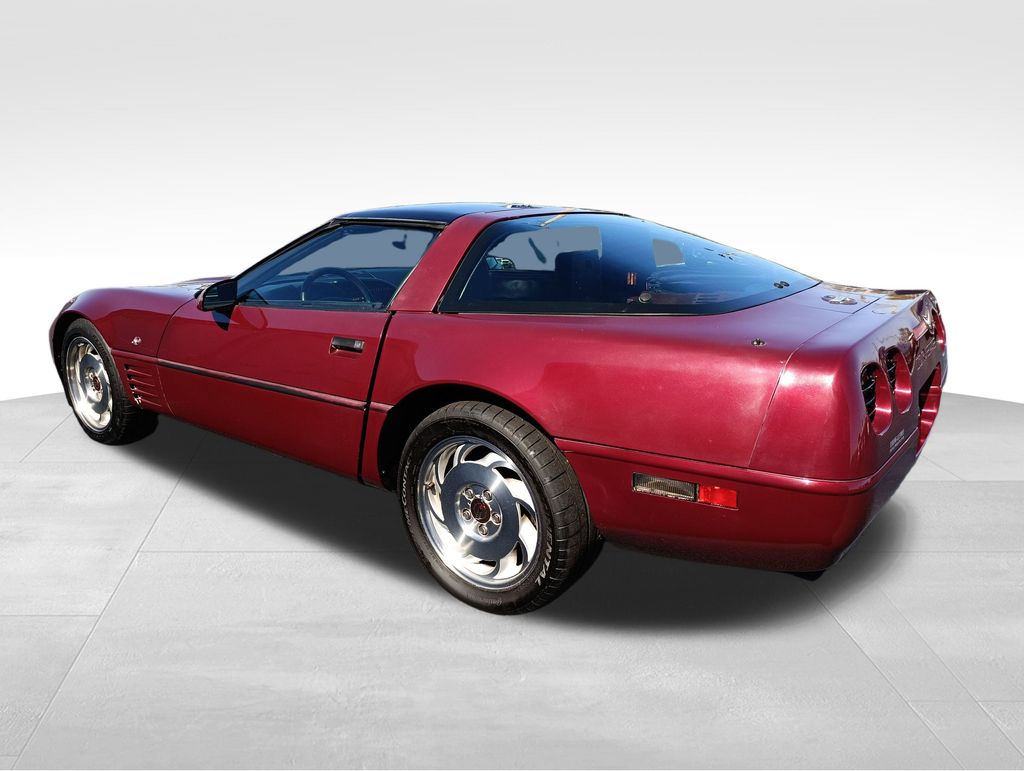 1993 Chevrolet Corvette Base Coupe photo 3