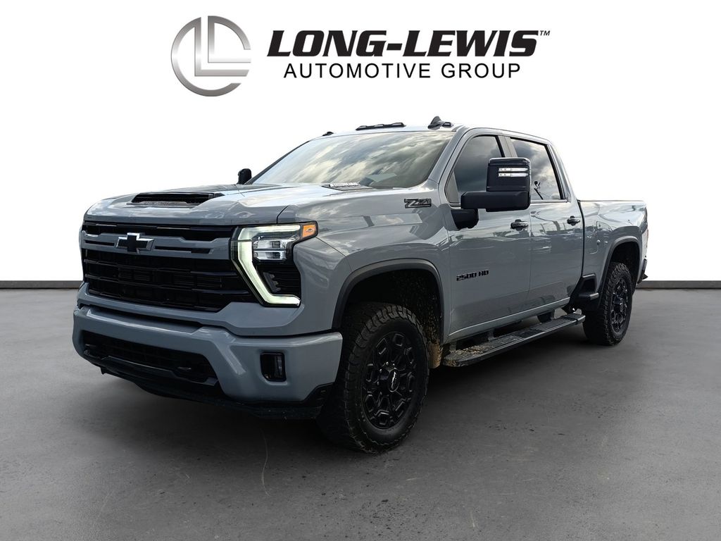 2024 Chevrolet Silverado HD LT 4WD Crew Cab Standard Box's photo