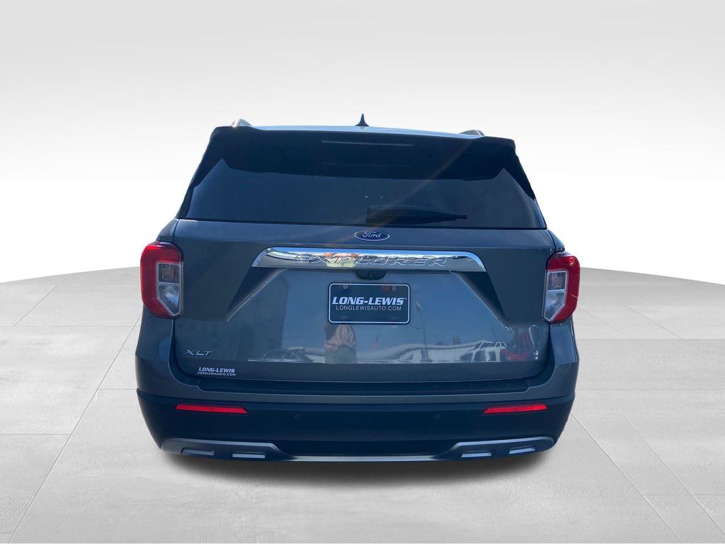 2021 Ford Explorer XLT photo 3