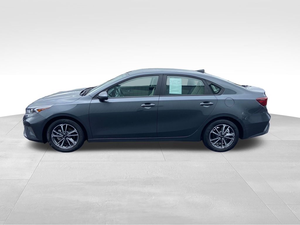 Used 2022 Kia FORTE LXS with VIN 3KPF24AD0NE429733 for sale in Cullman, AL