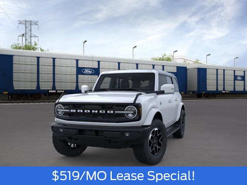 2025 Ford Bronco Outer Banks photo 2