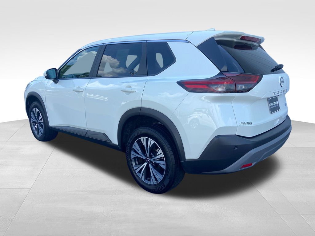2023 Nissan Rogue SV photo 3