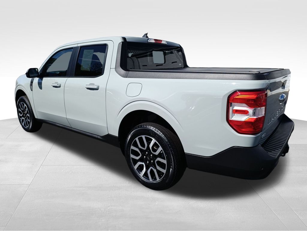 2024 Ford Maverick Lariat photo 2