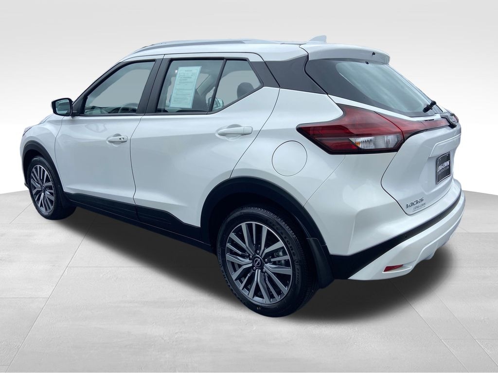 Used 2024 Nissan Kicks SV SUV