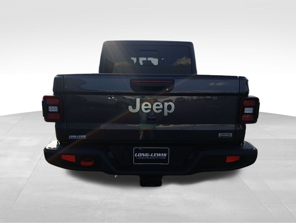 Used 2021 Jeep Gladiator Overland Truck